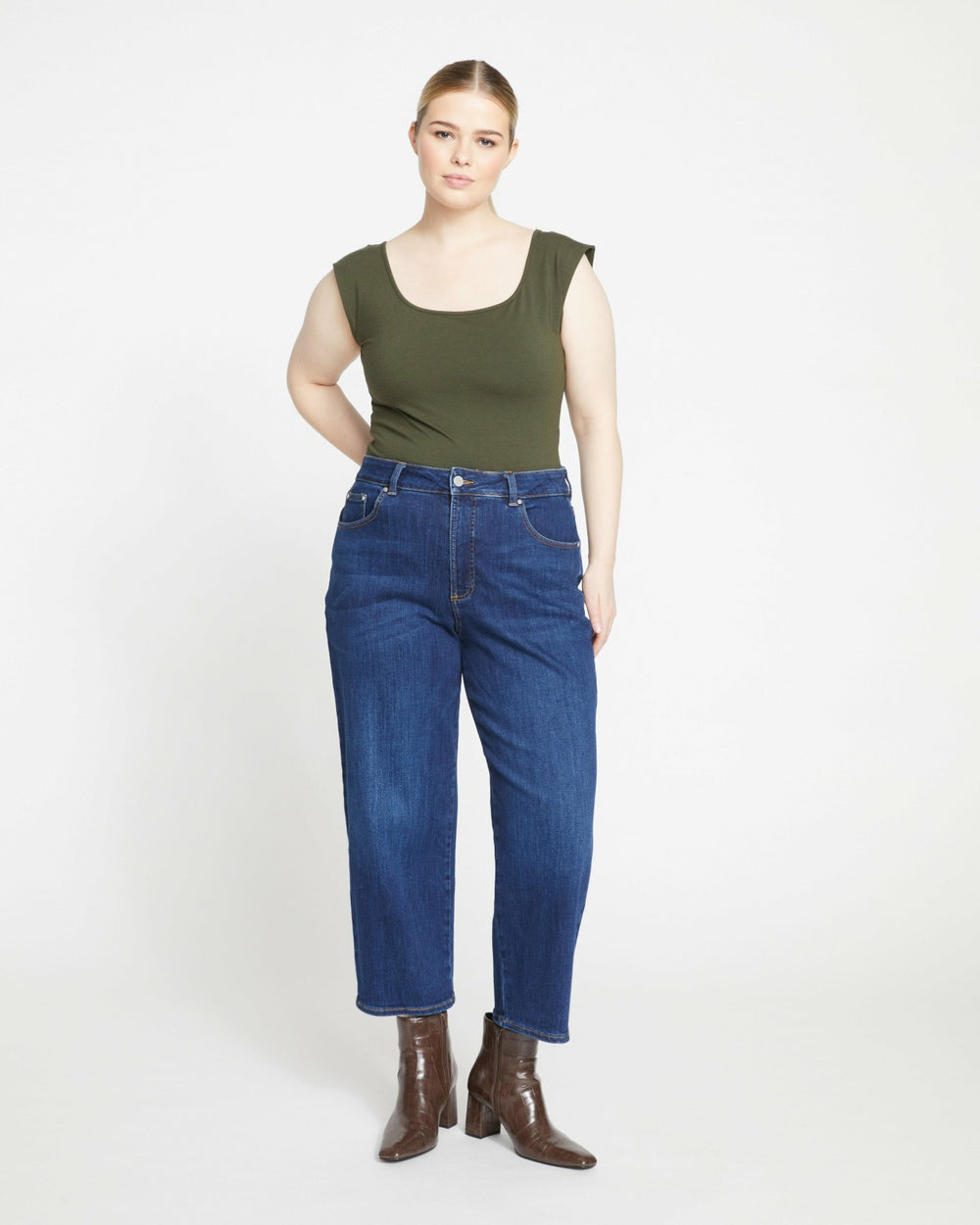 Donna High Rise Curve Straight Leg Jeans 27 Inch - Universal Standard
