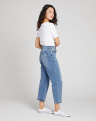 Donna High Rise Curve Straight Leg Jeans 27 Inch - Universal Standard