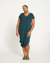 Iconic Geneva V-Neck Dress - Universal Standard