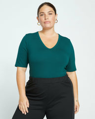 Lily Liquid Jersey V-Neck Stovepipe Tee - Universal Standard