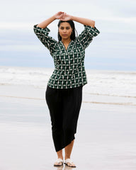 Elio V-Neck Linen Blend Top - Universal Standard