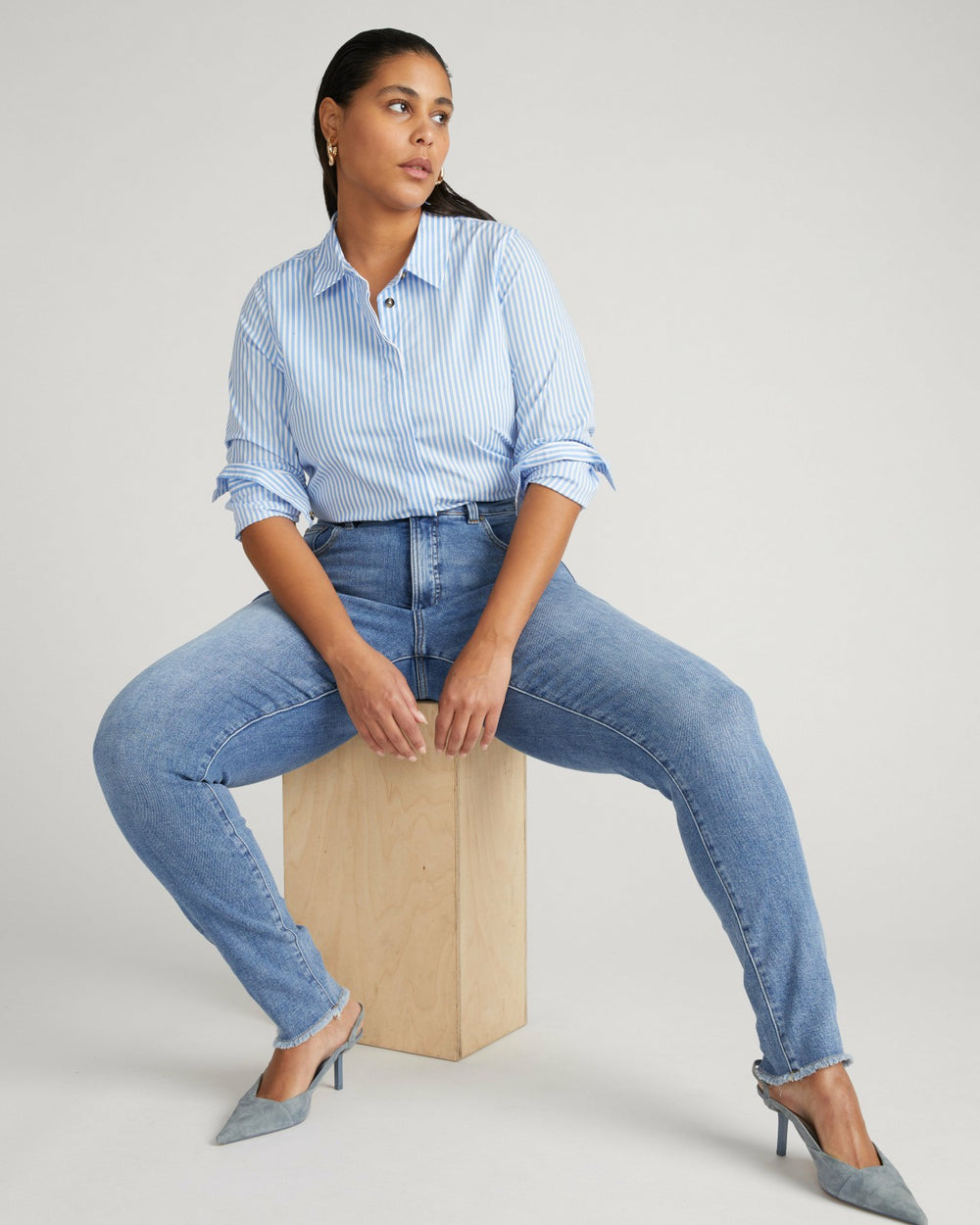 Joni High Rise Curve Slim Leg Jeans 32 Inch - Universal Standard