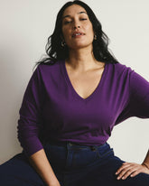 Long Sleeve V Rex - Universal Standard