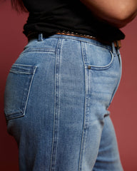 Dakota Twisted Leg Jeans - Universal Standard