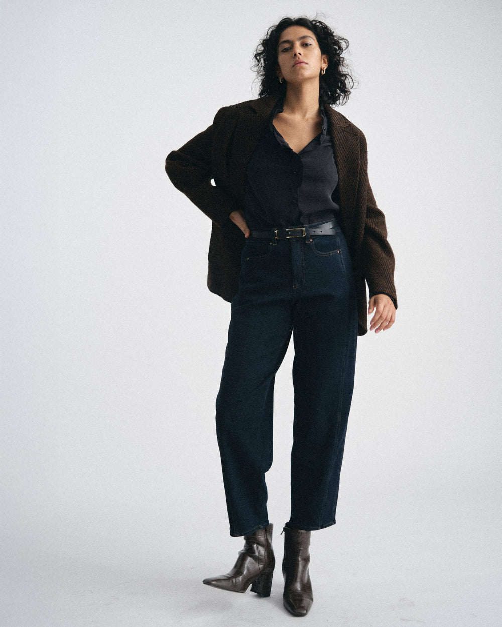 Dakota Cropped Barrel Leg Jeans - Universal Standard