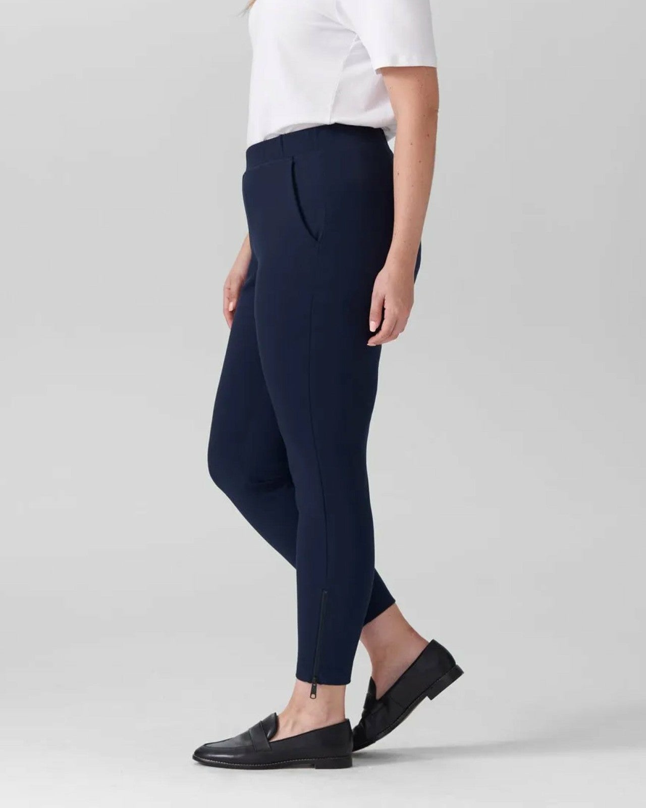 Moro Pocket Signature Ponte Pants - Universal Standard