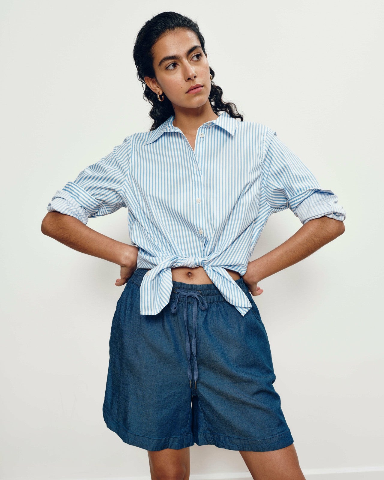 Perfect Tencel Chambray Shorts - Universal Standard