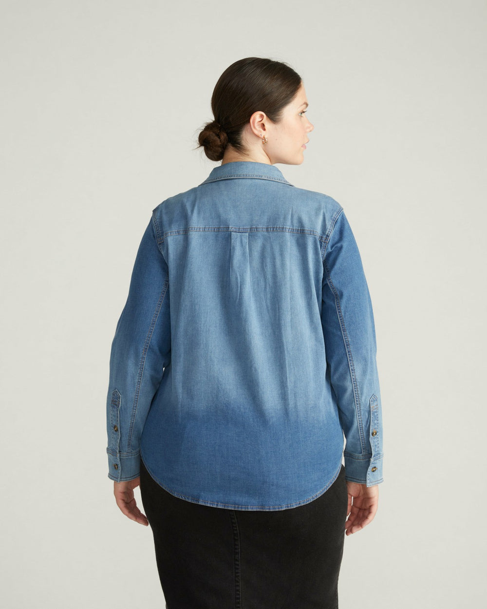 Minimalist Stretch Cotton Chambray Shirt - Universal Standard