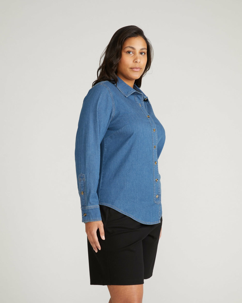 Minimalist Stretch Cotton Chambray Shirt - Universal Standard