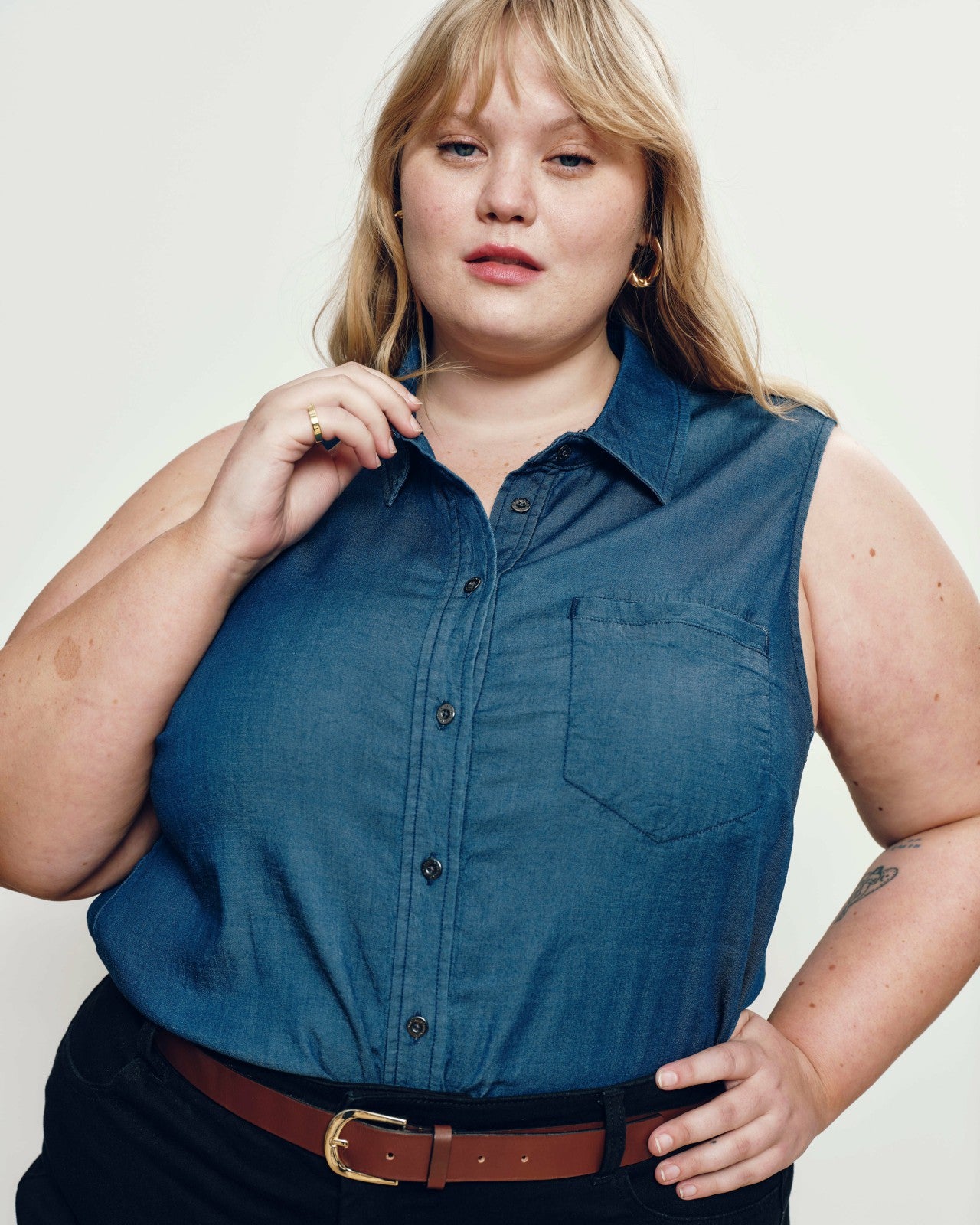 Perfect Tencel Chambray Sleeveless Shirt - Universal Standard