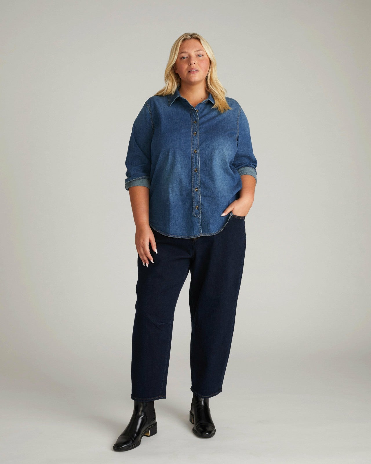 Minimalist Stretch Cotton Chambray Shirt - Universal Standard