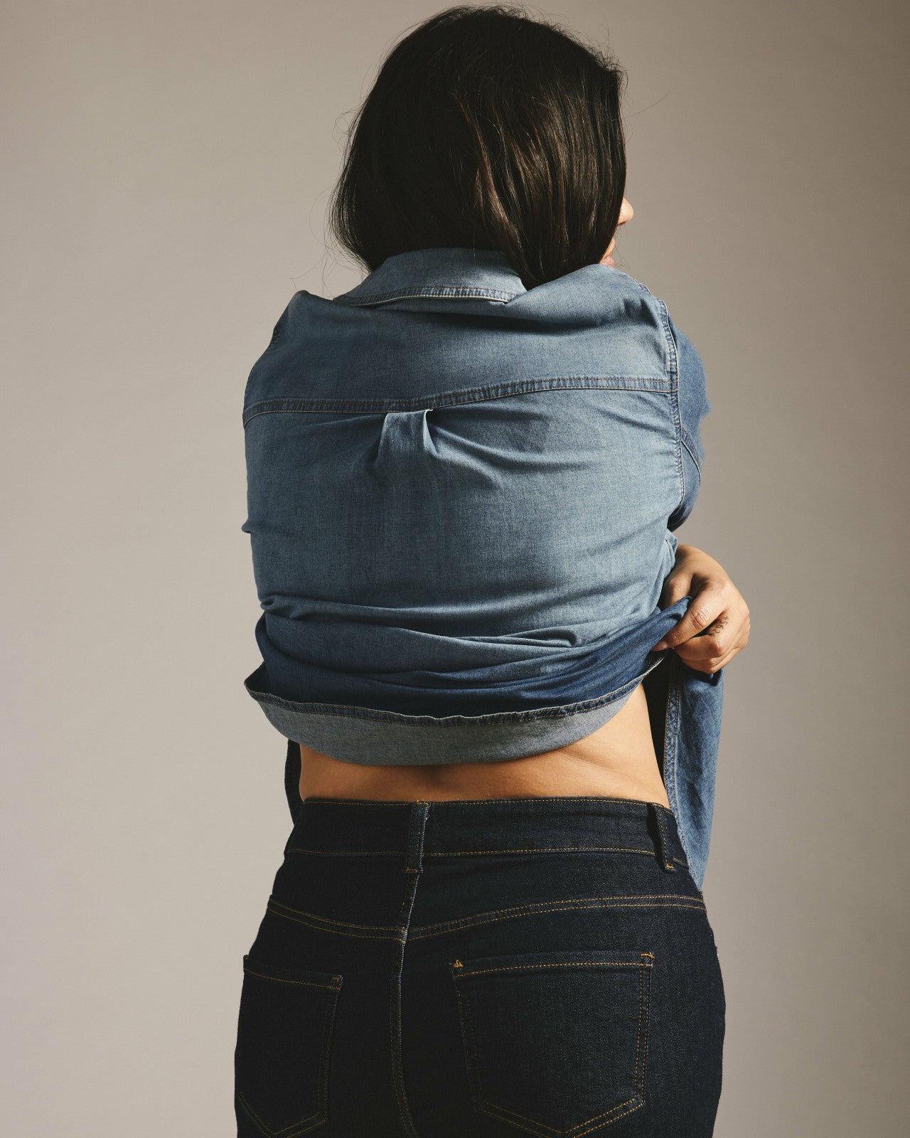 Minimalist Stretch Cotton Chambray Shirt - Universal Standard