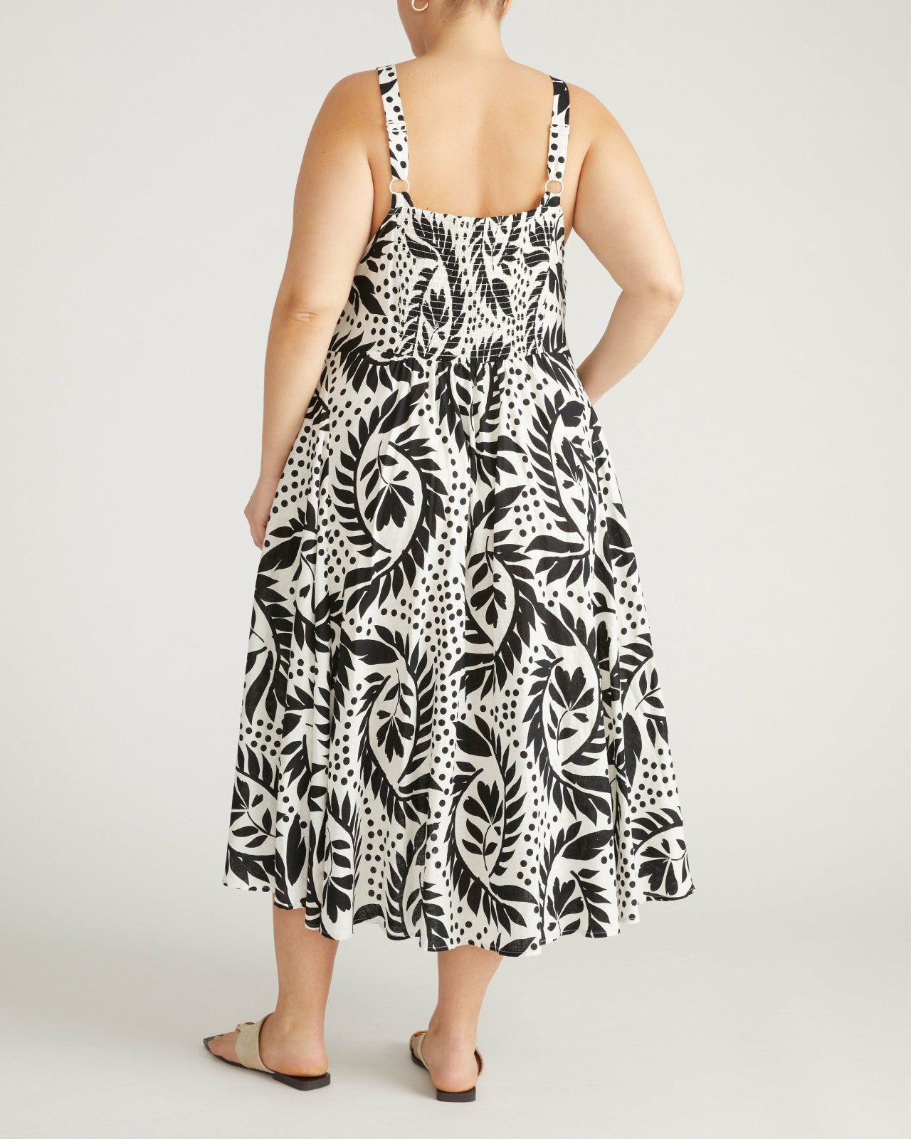Sunshower Flowy Linen Blend Dress - Universal Standard
