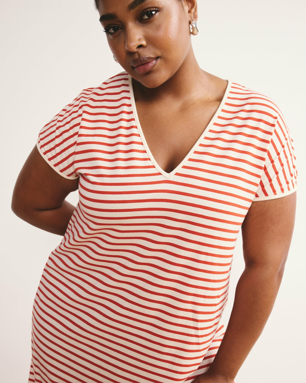 Iconic Geneva V-Neck Dress - Universal Standard