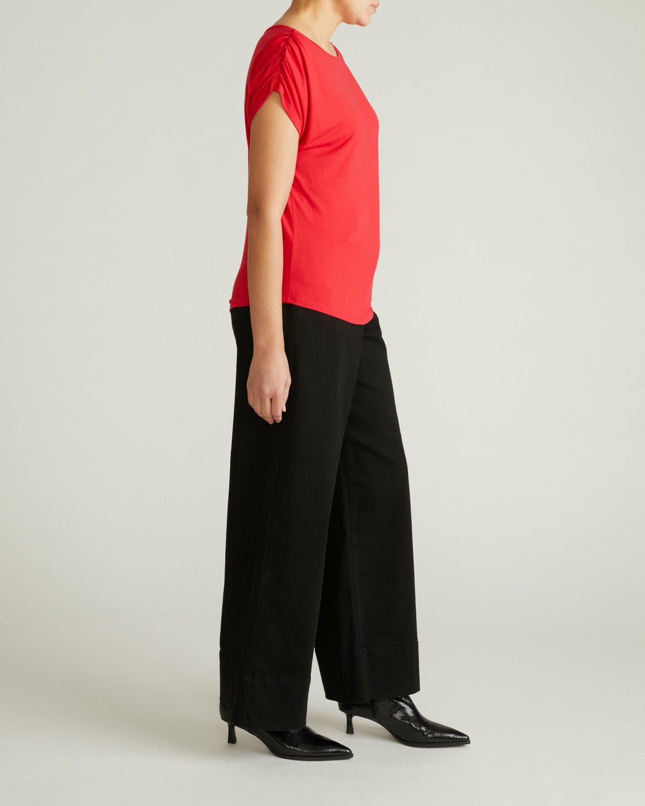 Helena Divine Jersey Gathered Tee - Universal Standard