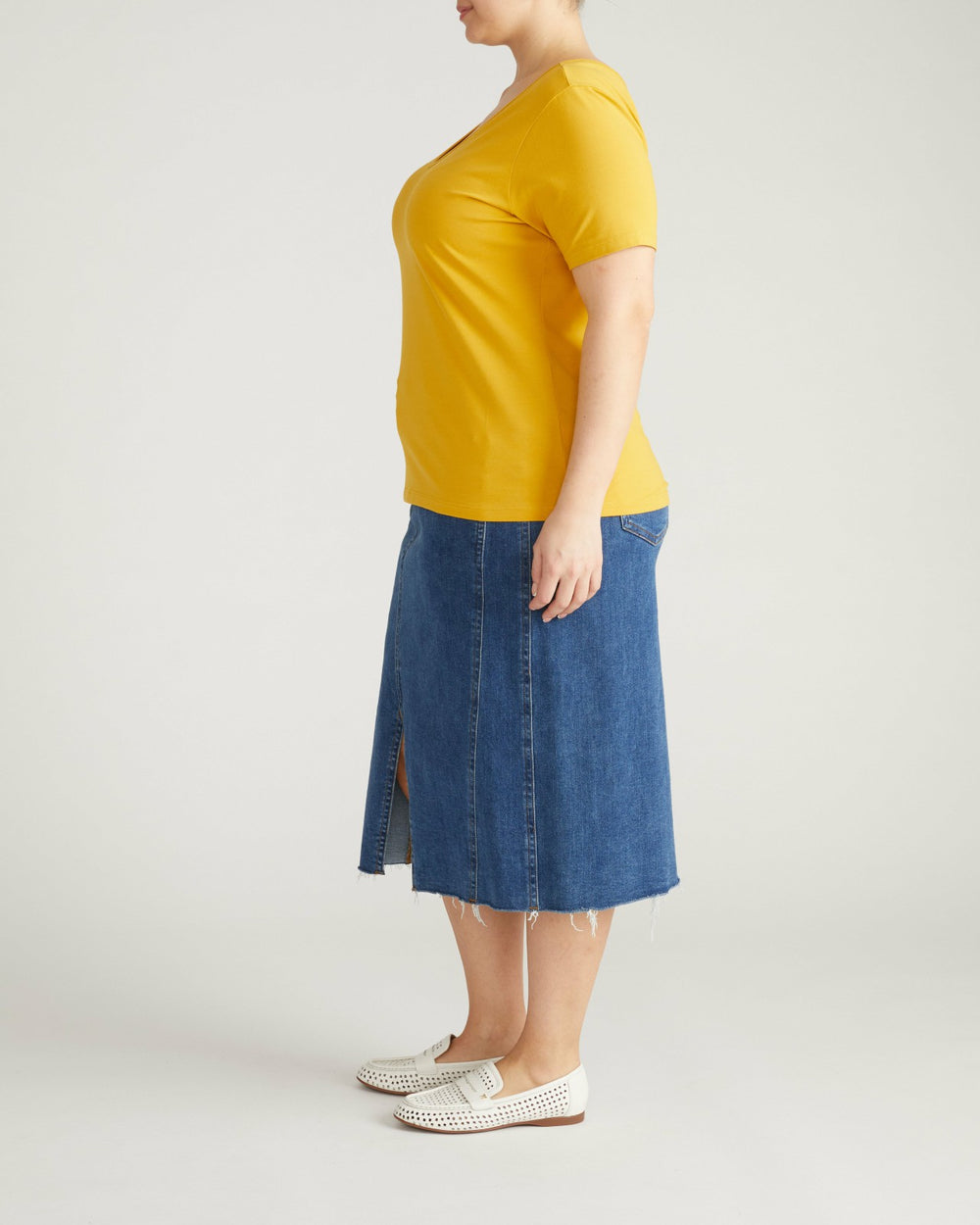 Double V Tee - Universal Standard