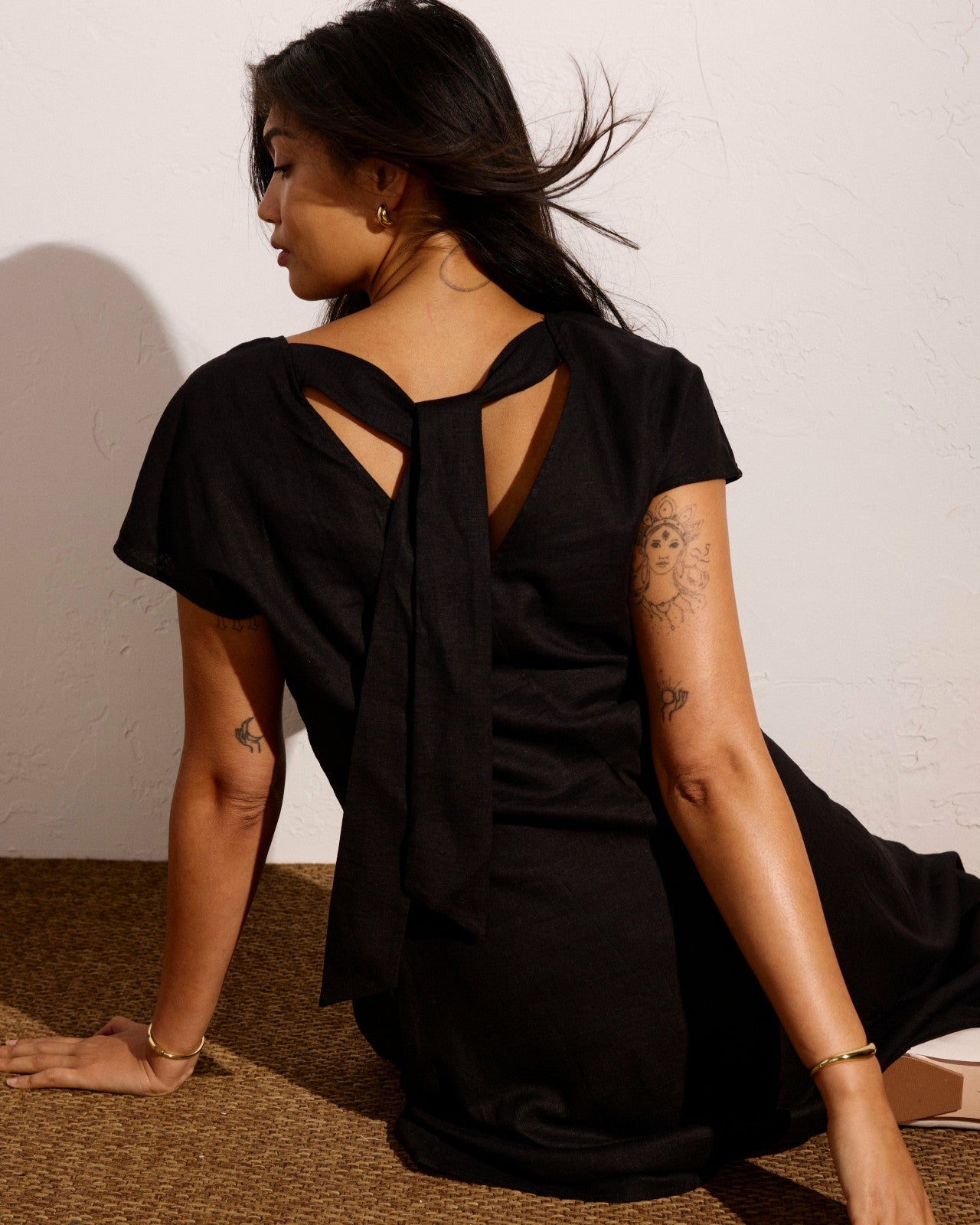 Louvre Bow Back Linen Blend Dress - Universal Standard