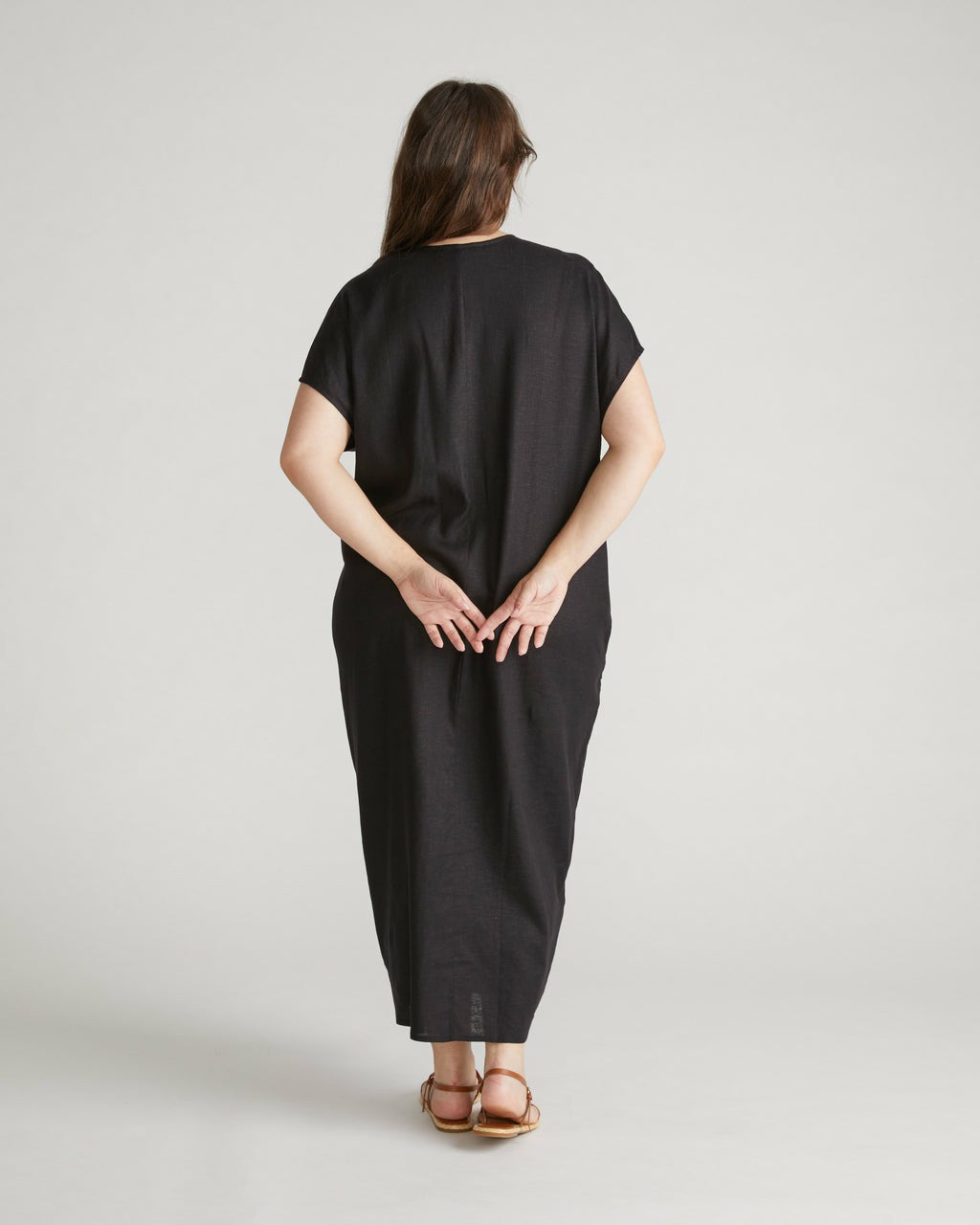 Cabana Linen Blend Kaftan - Universal Standard