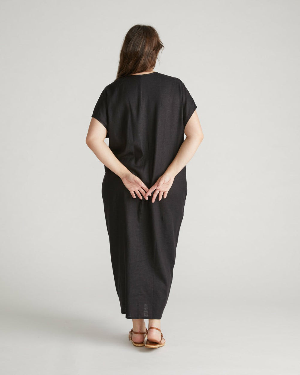 Cabana Linen Blend Kaftan - Universal Standard