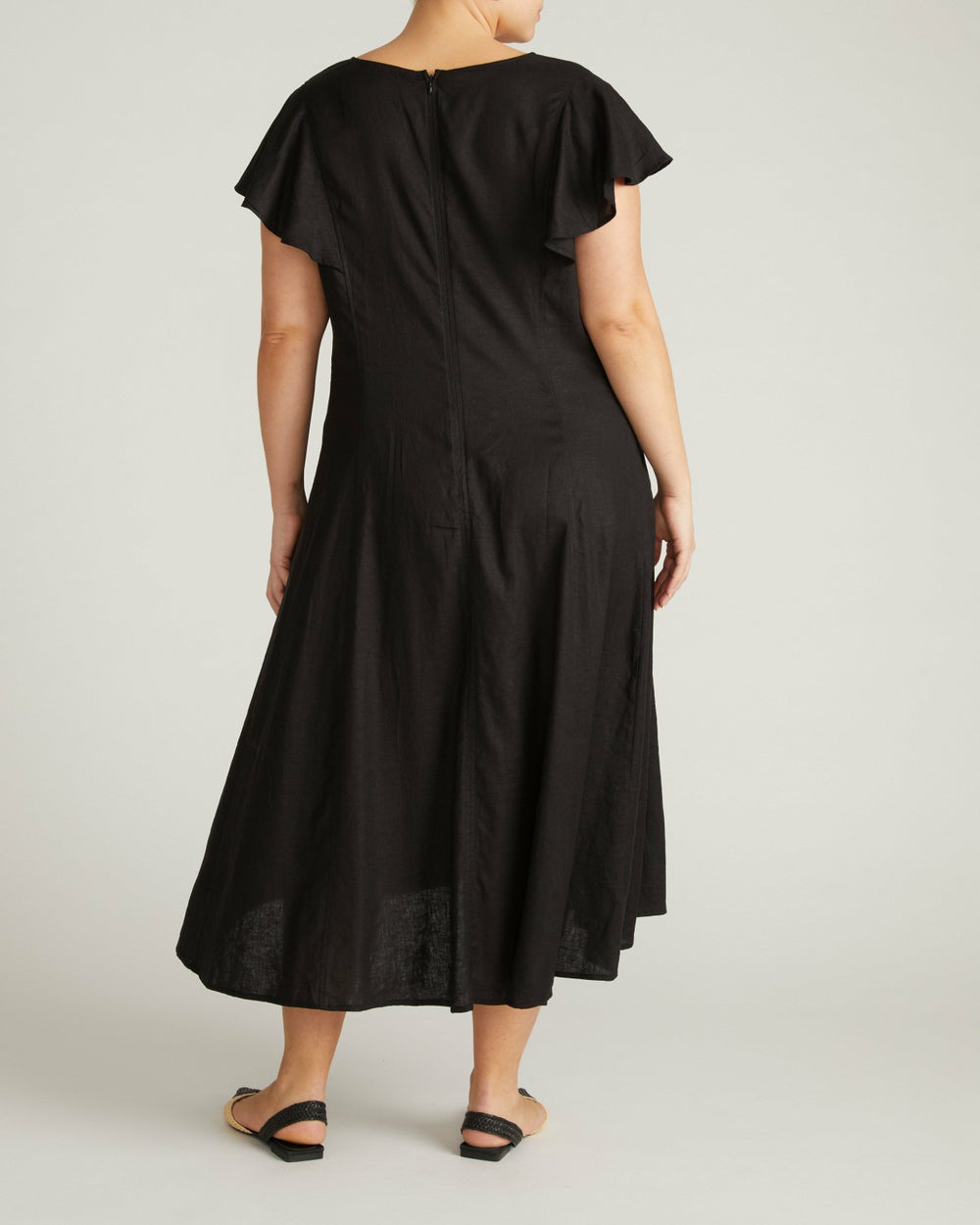 Victoria Linen Blend Dress - Universal Standard
