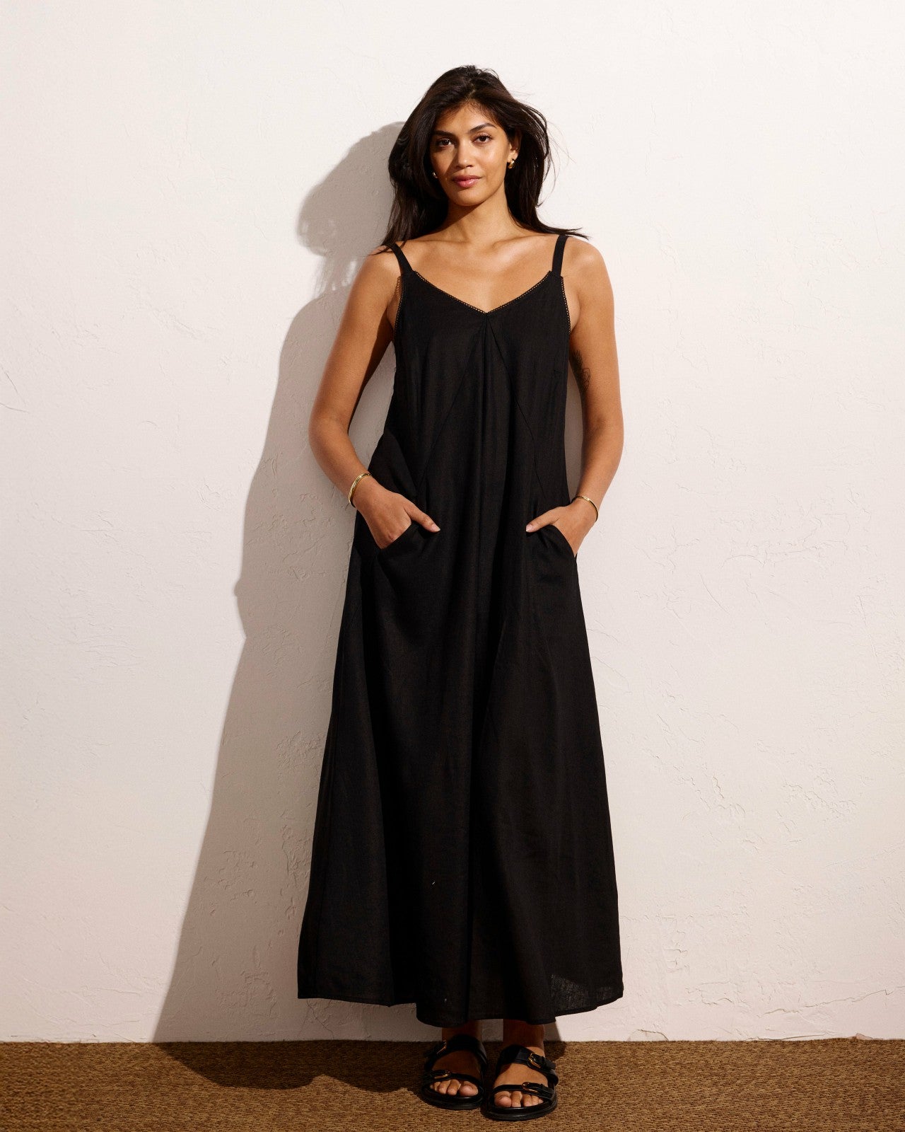 Kite Linen Blend Dress - Universal Standard