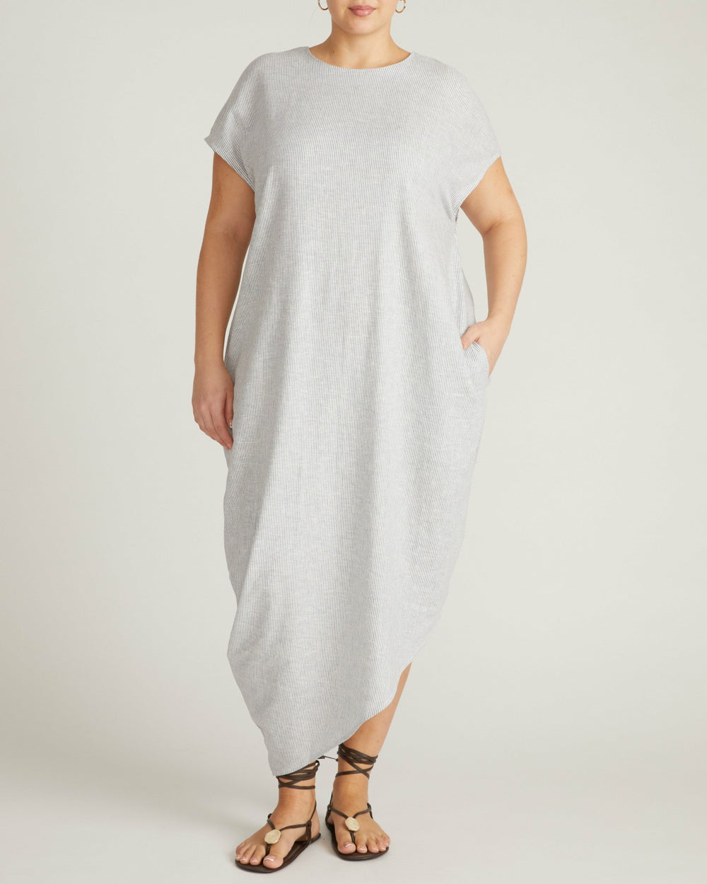 Iconic Stretch Linen Blend Geneva Dress - Universal Standard