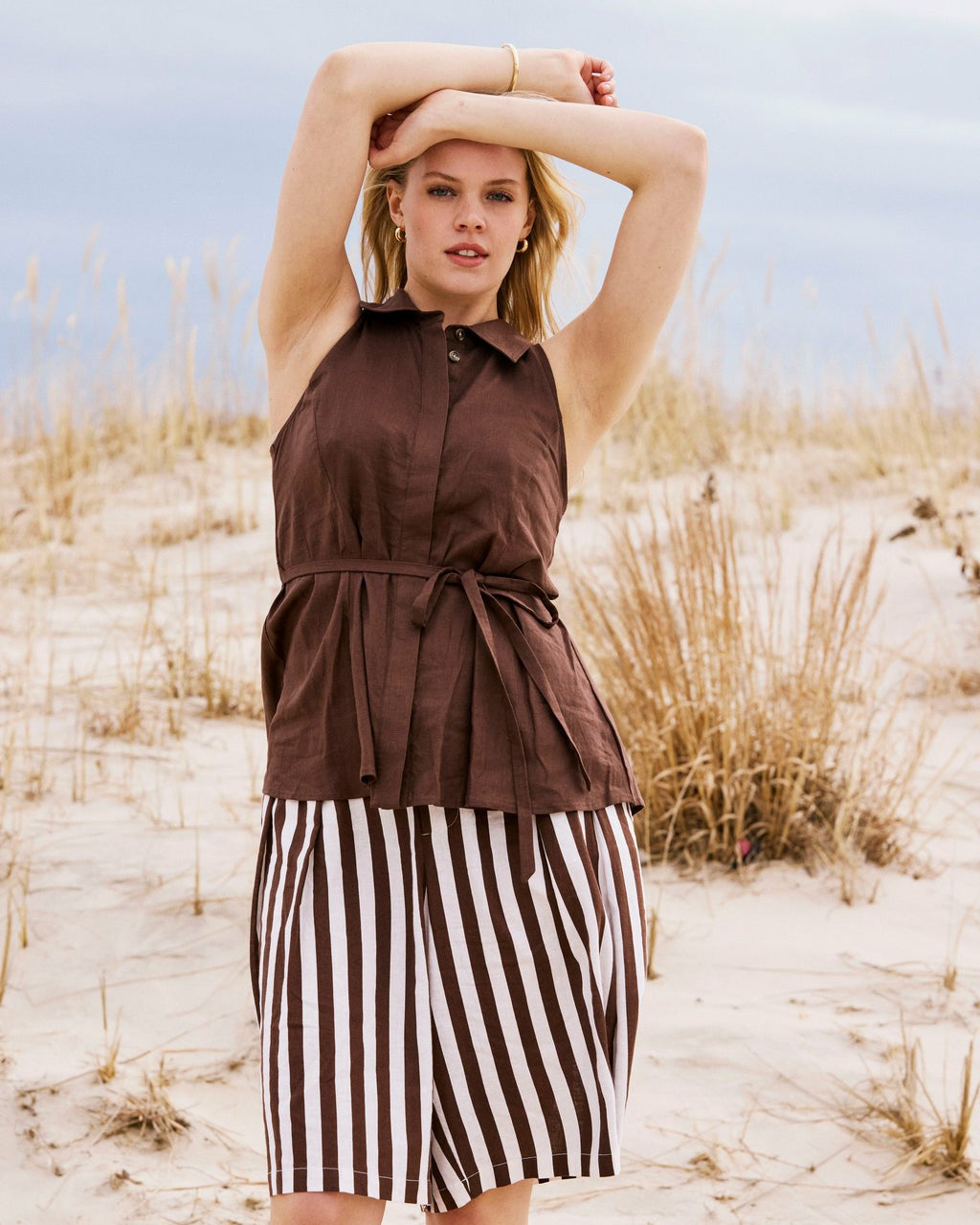 Adelaide Sleeveless Linen Blend Shirt - Universal Standard
