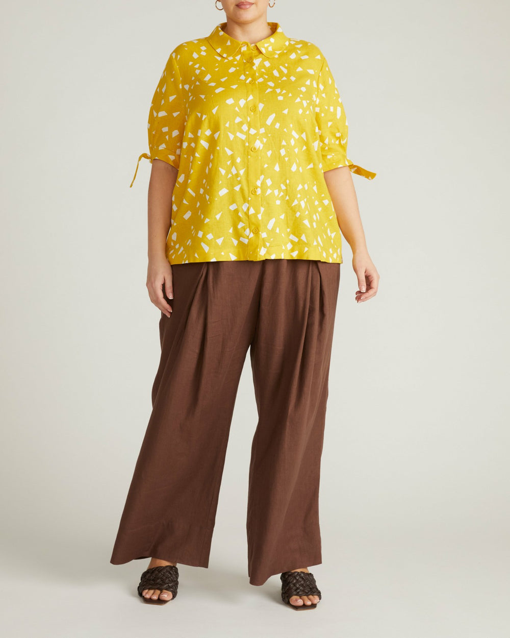 Luisa Short Sleeve Linen Blend Shirt - Universal Standard