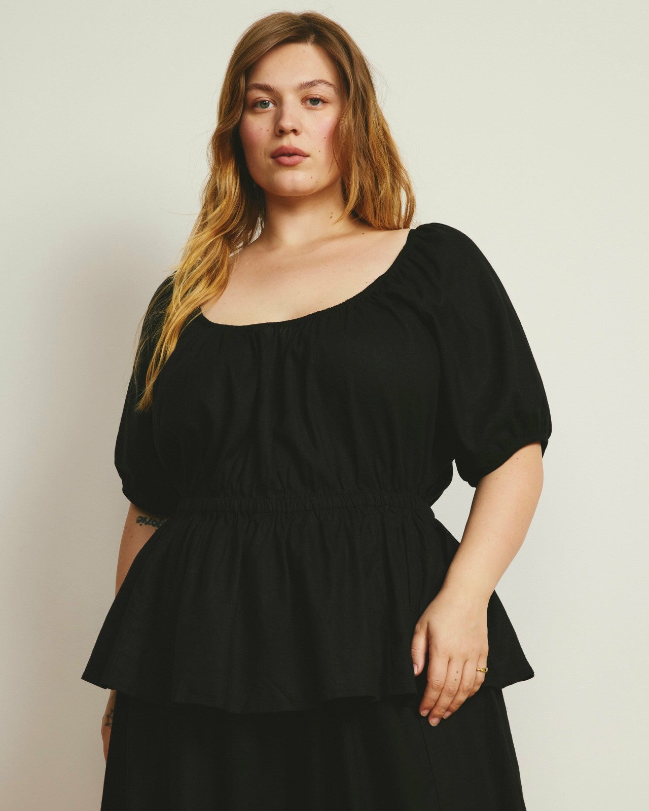 Andrea Peplum Linen Blend Top - Universal Standard