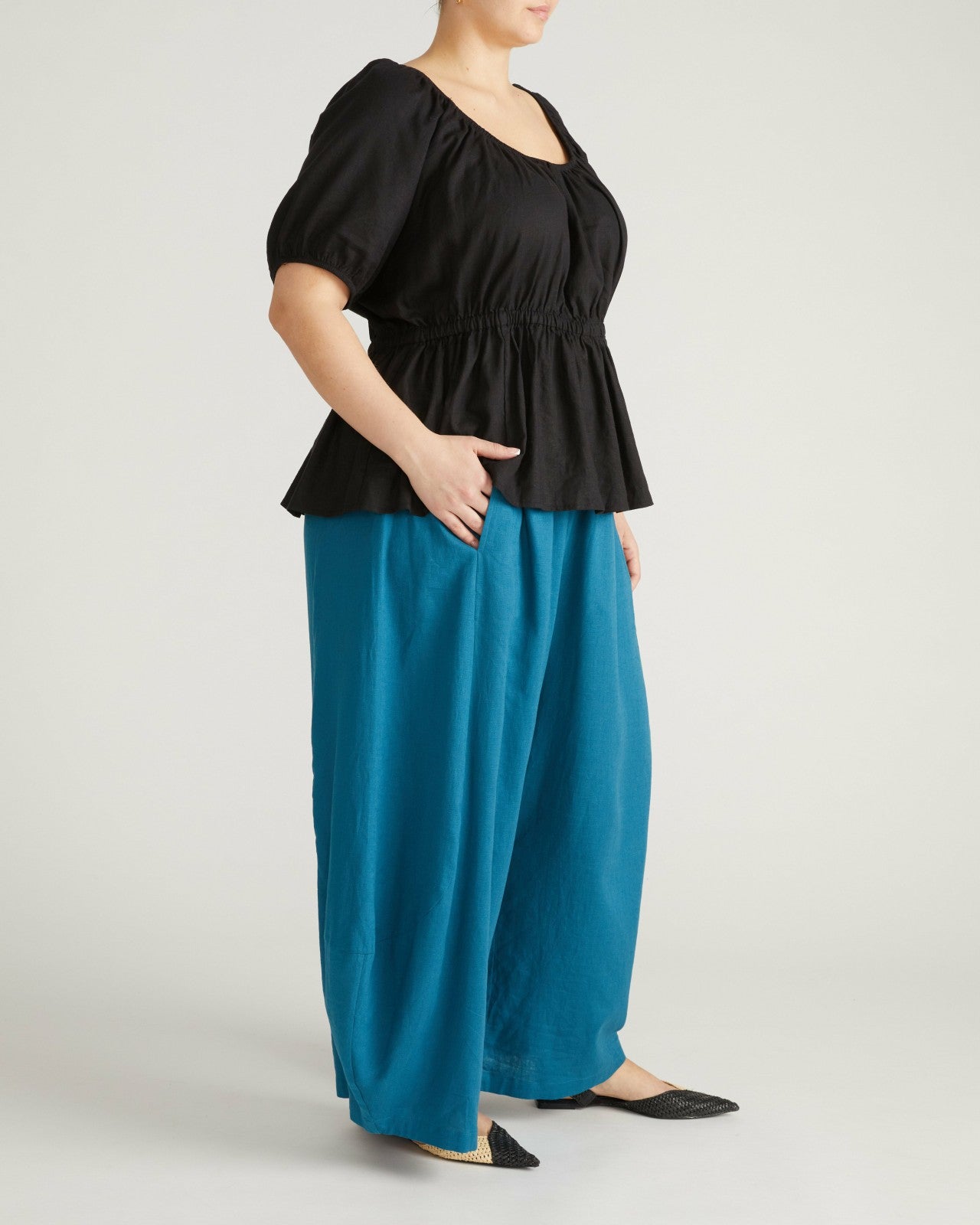 Andrea Peplum Linen Blend Top - Universal Standard