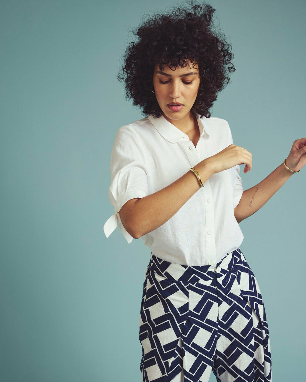 Luisa Short Sleeve Linen Blend Shirt - Universal Standard
