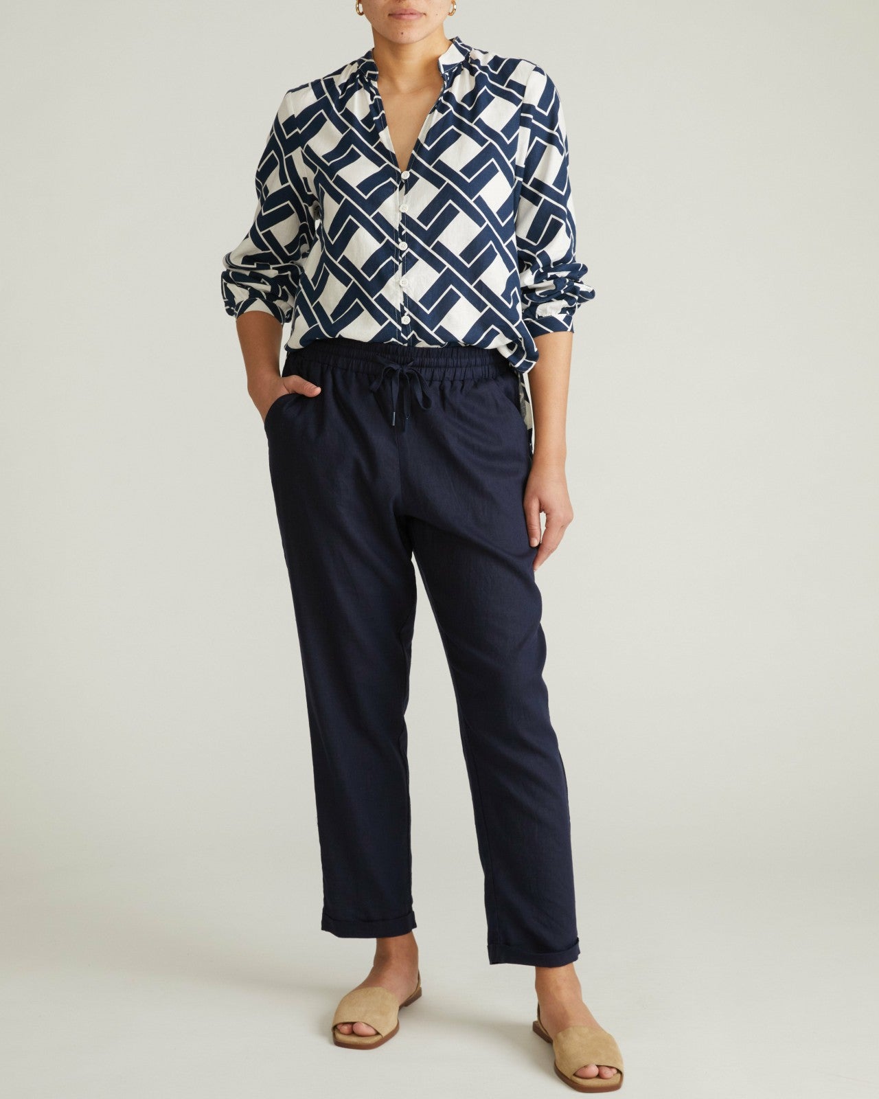 Avalon Linen Blend Blouse - Universal Standard