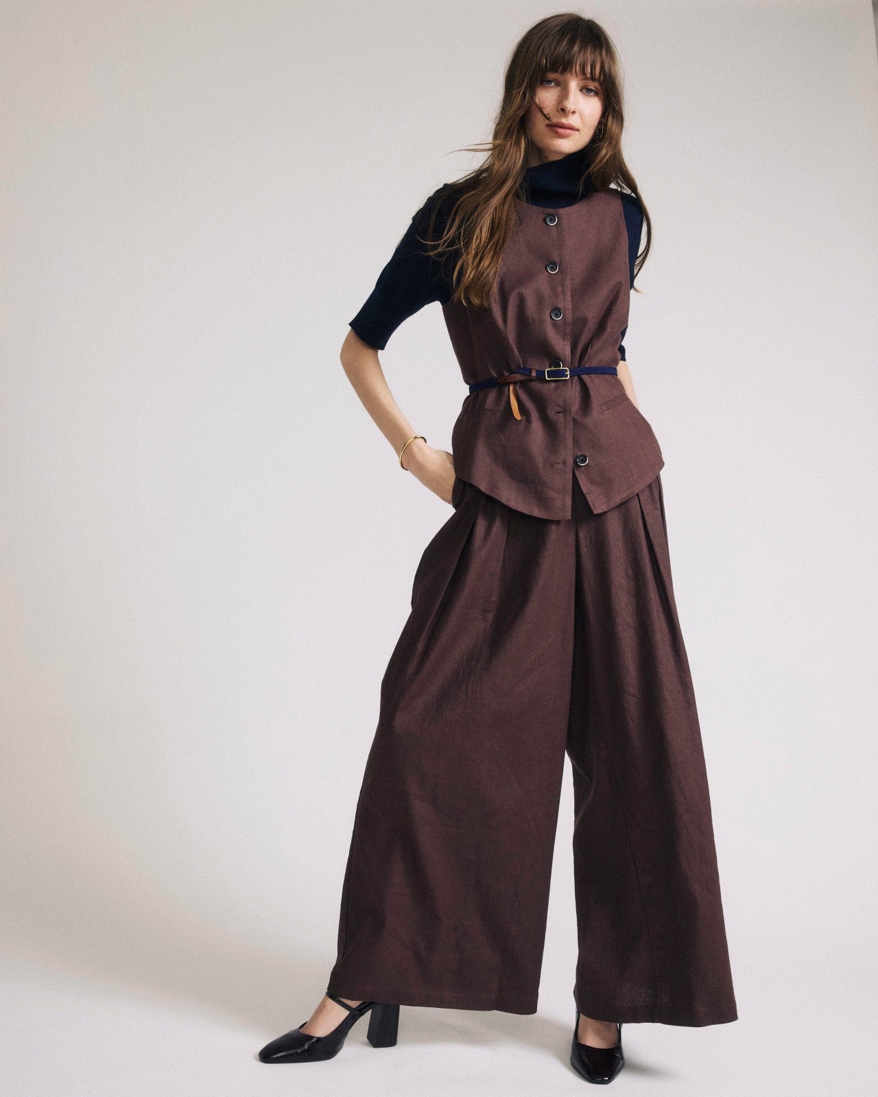 Tamsin Stretch Linen Blend Vest - Universal Standard