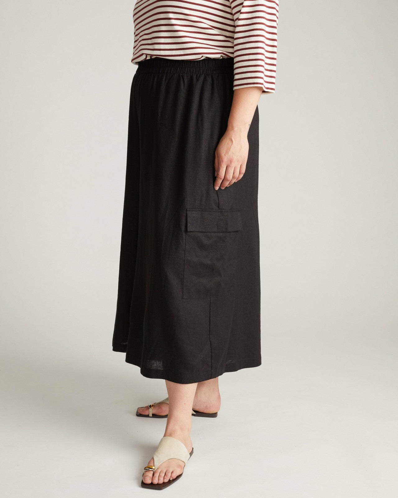 Palazzo Cargo Linen Blend Pant - Universal Standard