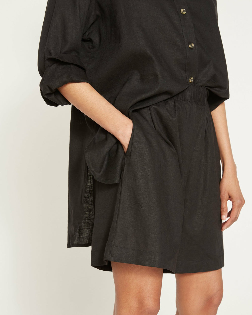 Juniper Linen Blend Easy Pull-On Shorts - Universal Standard