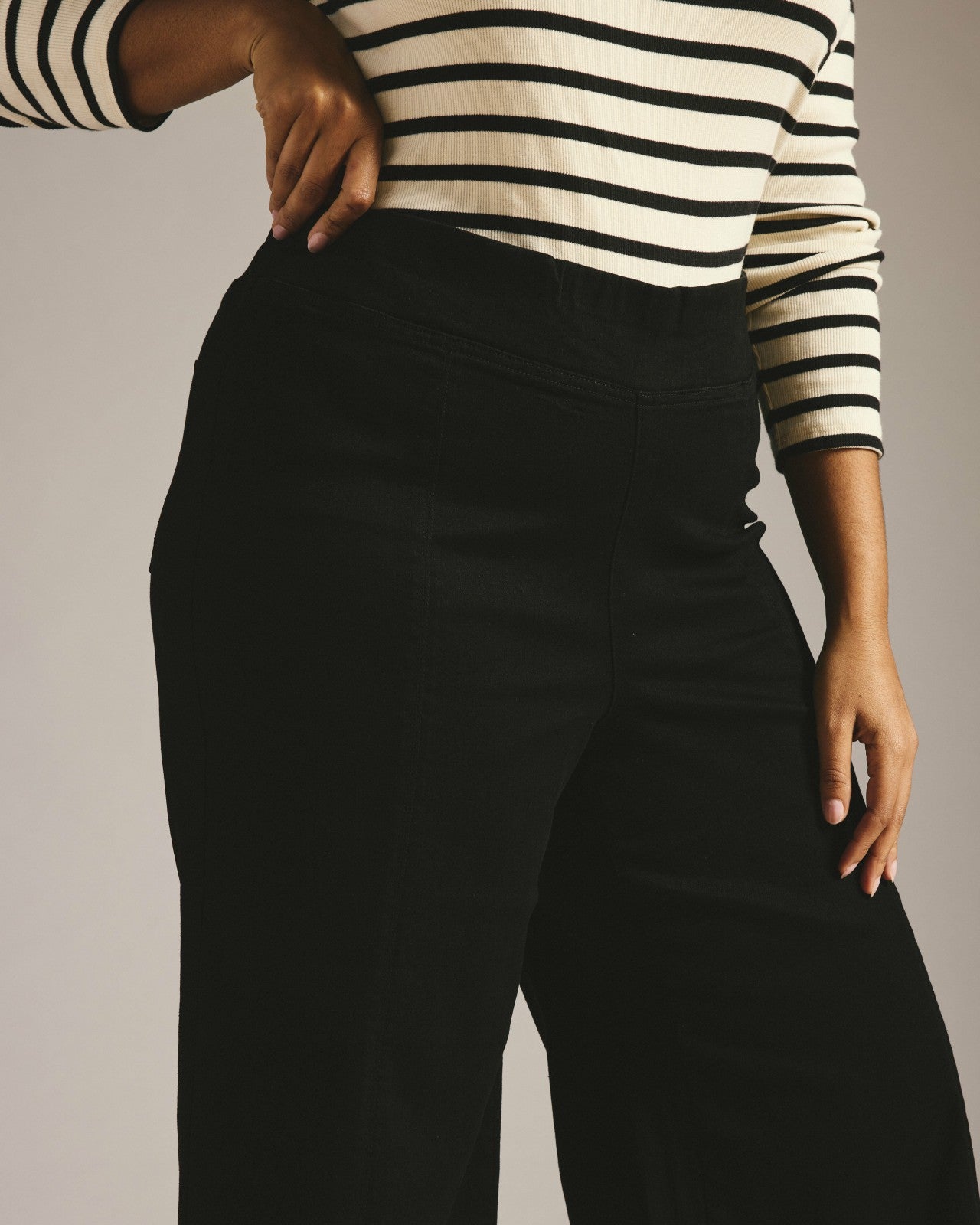 Olivia Pintuck Wide Leg Jeans - Universal Standard