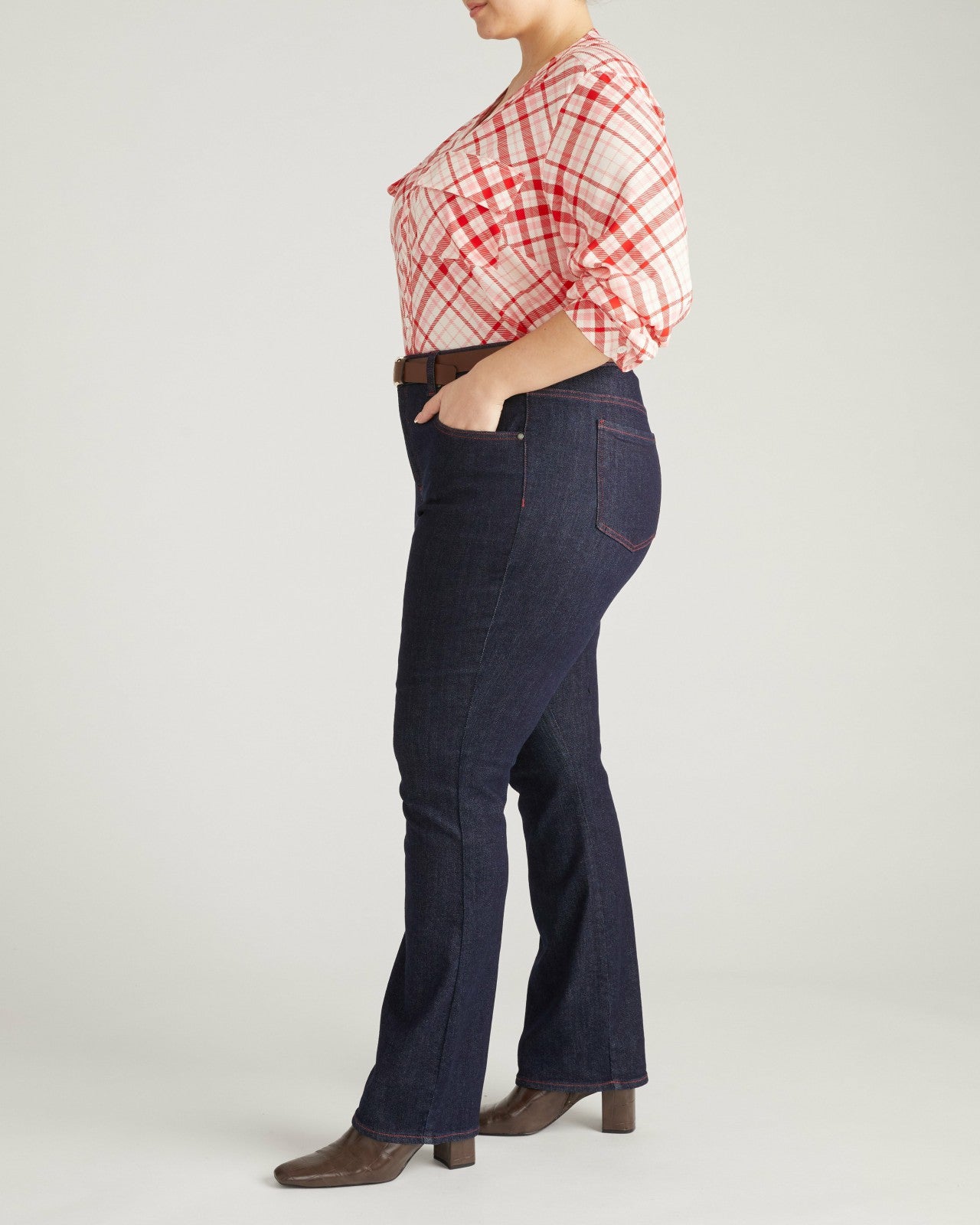 Marne Bootcut Jeans 32 inch - Universal Standard
