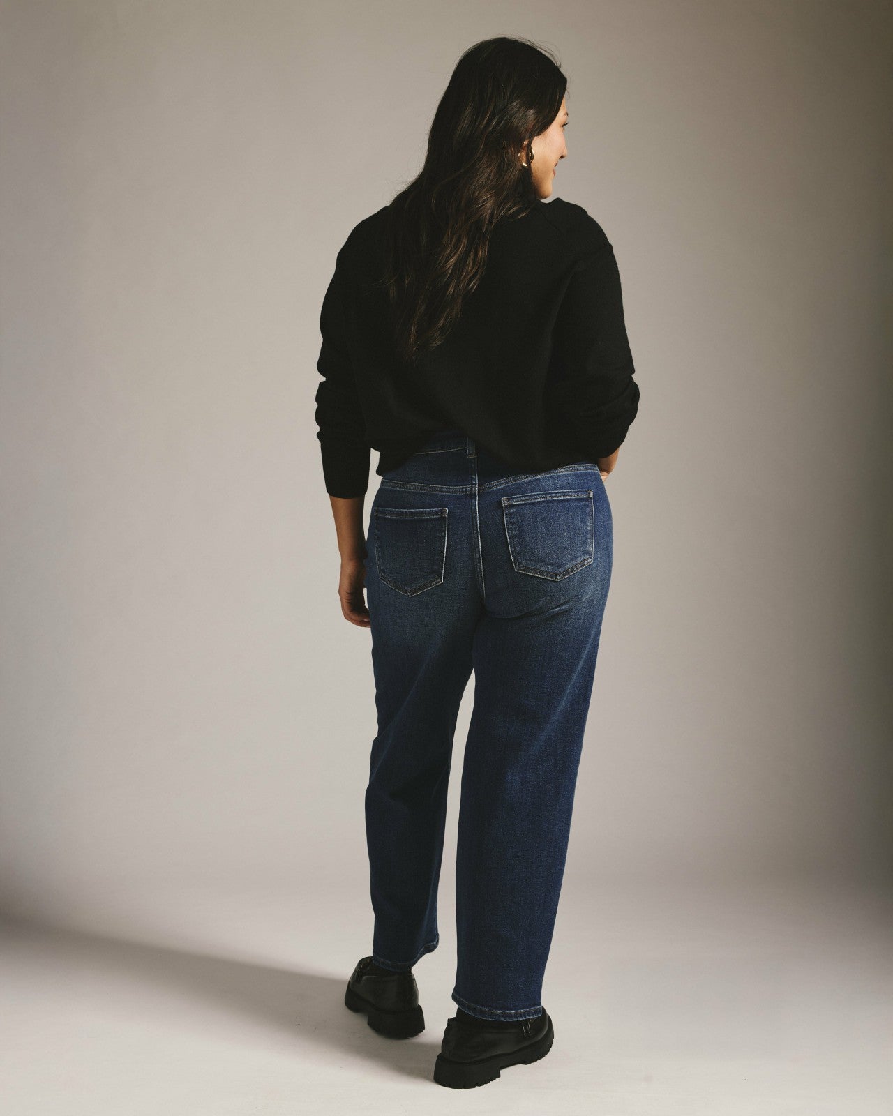 Etta High Rise Straight Leg Jeans 28 Inch - Universal Standard