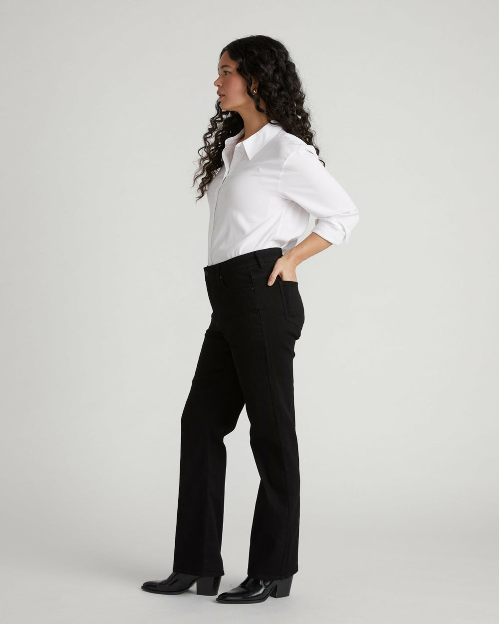 Marne Bootcut Jeans 32 inch - Universal Standard