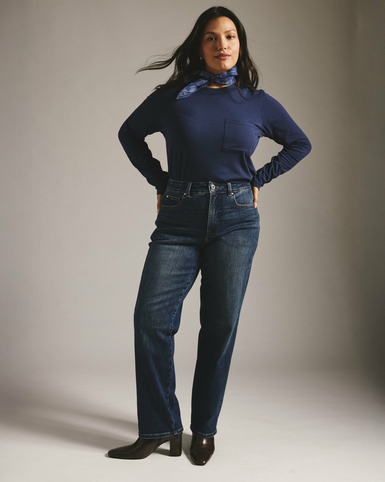 Etta High Rise Straight Leg Jeans 31 Inch - Universal Standard