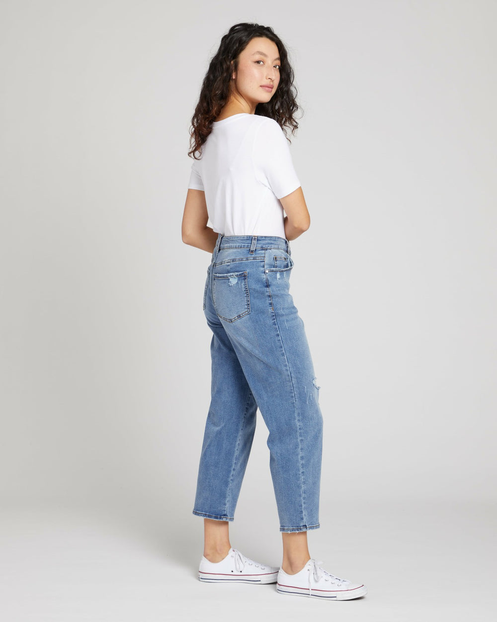 Donna High Rise Curve Straight Leg Jeans 27 Inch - Universal Standard