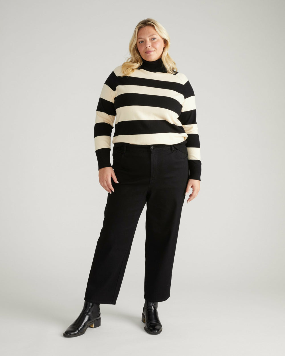 Donna High Rise Curve Straight Leg Jeans 27 Inch - Universal Standard