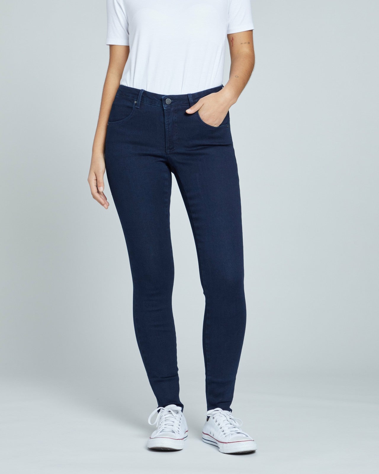 Seine High Rise Skinny Jeans 32 Inch - Universal Standard