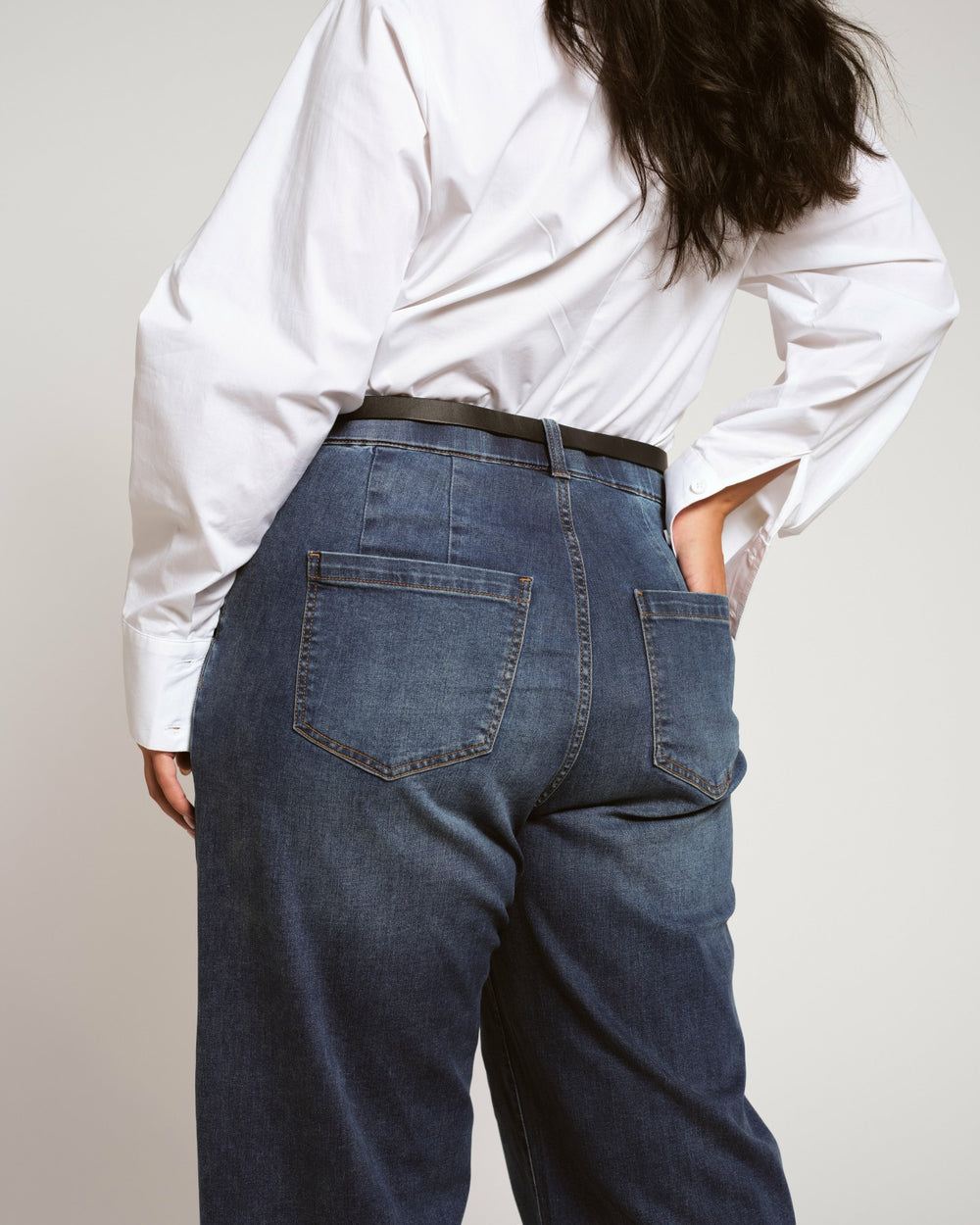 Carol High Rise High Stretch Jeans - Universal Standard