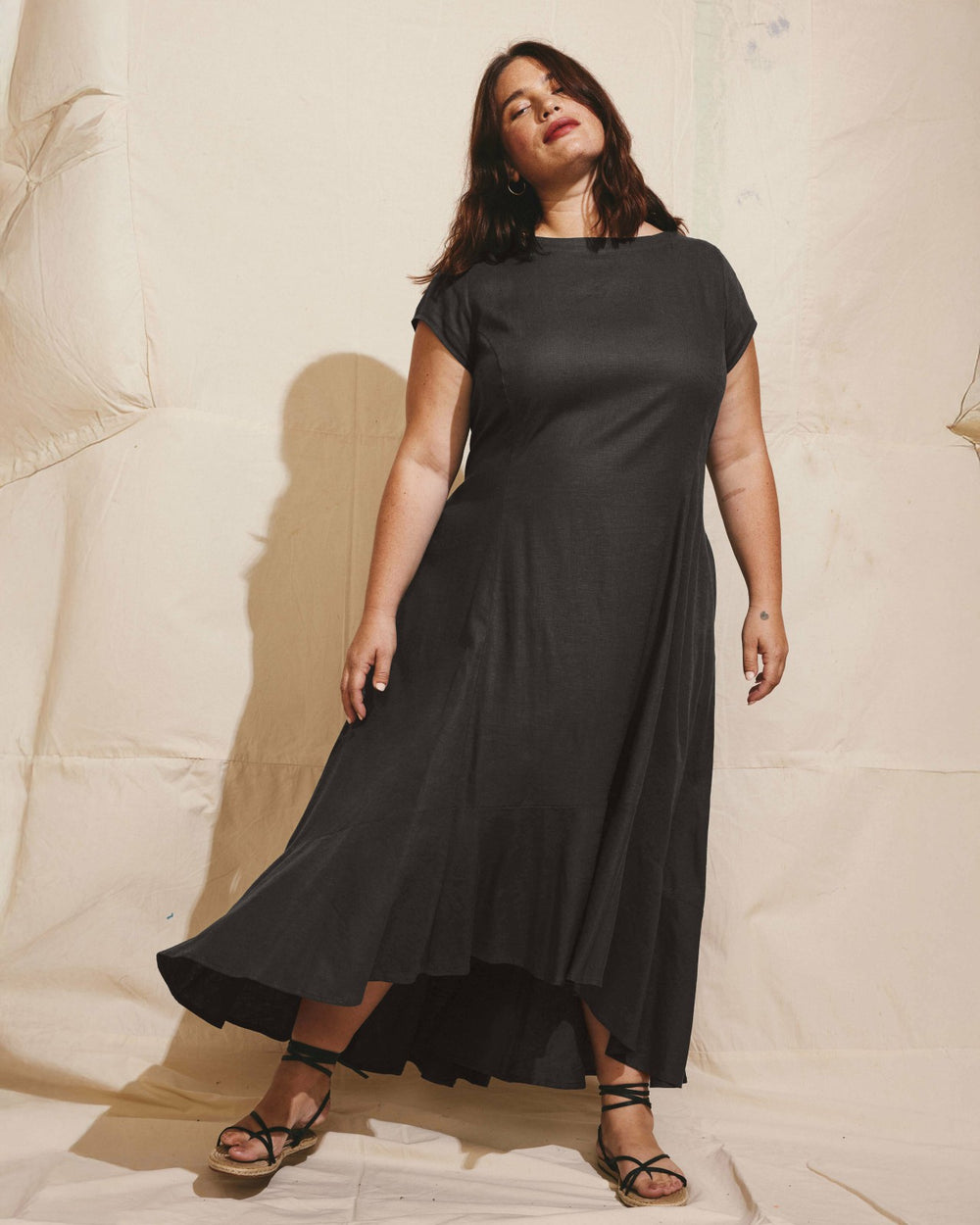 Sunset Linen Blend Flounce Dress - Universal Standard