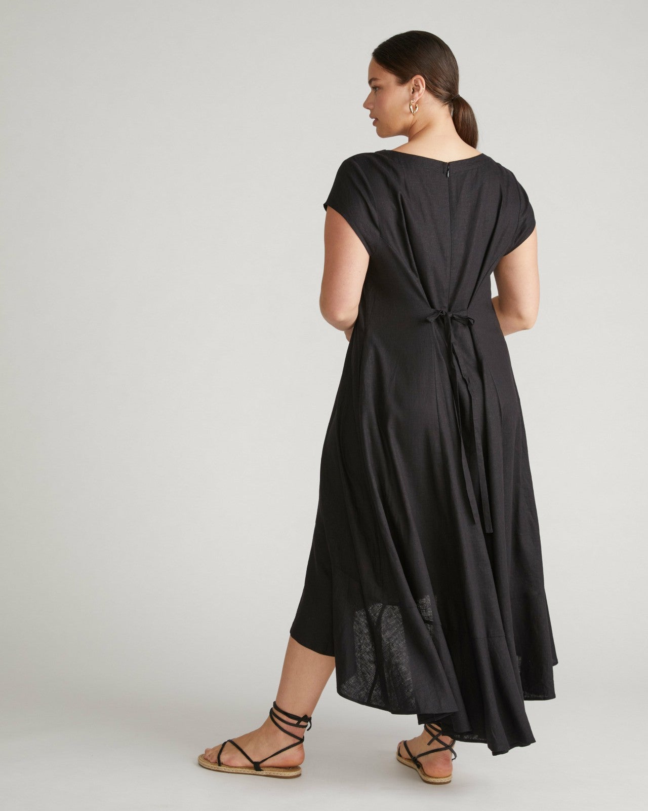 Sunset Linen Blend Flounce Dress - Universal Standard