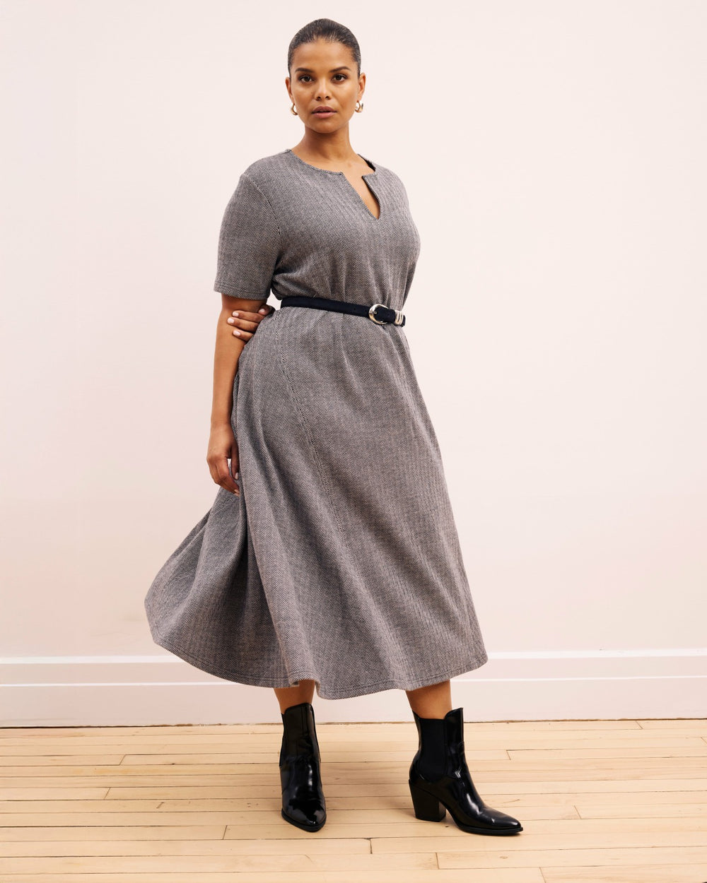 Saskia Ponte Dress - Universal Standard