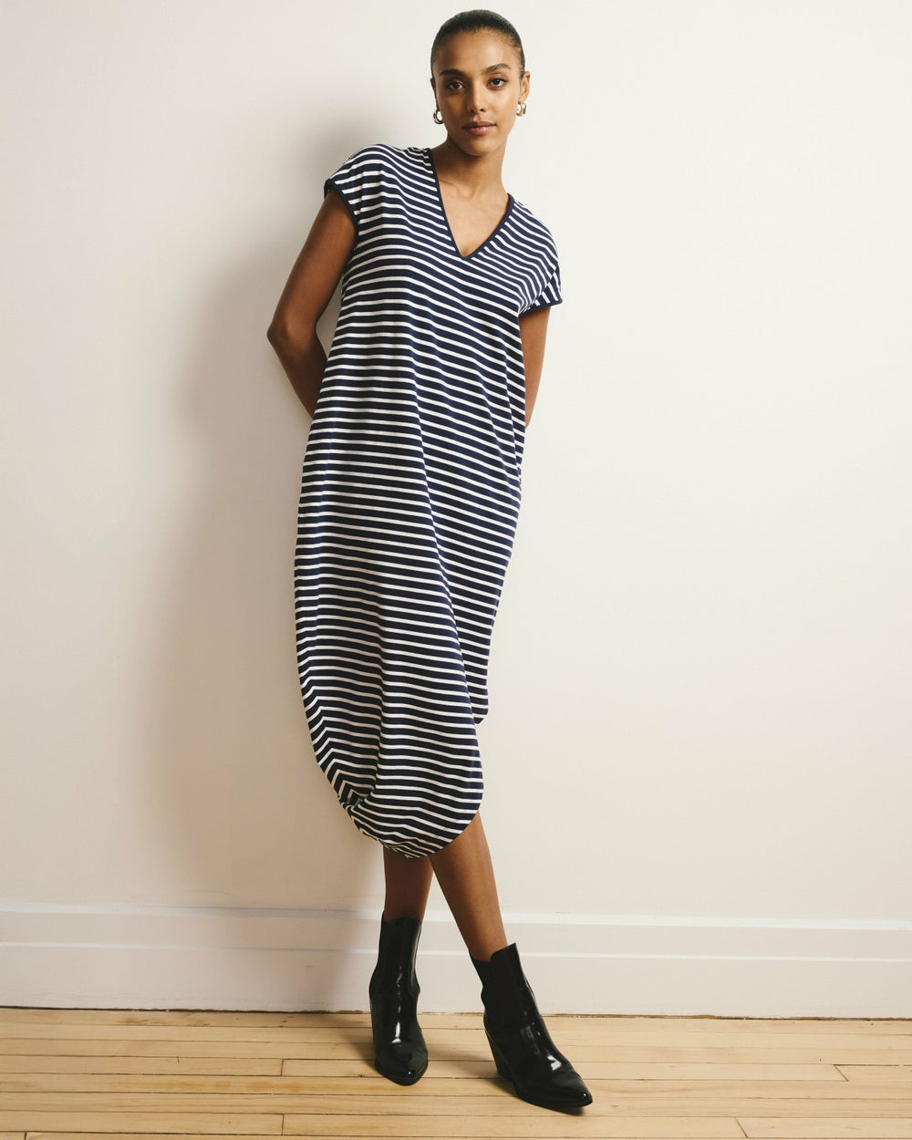 Iconic Geneva V-Neck Dress - Universal Standard