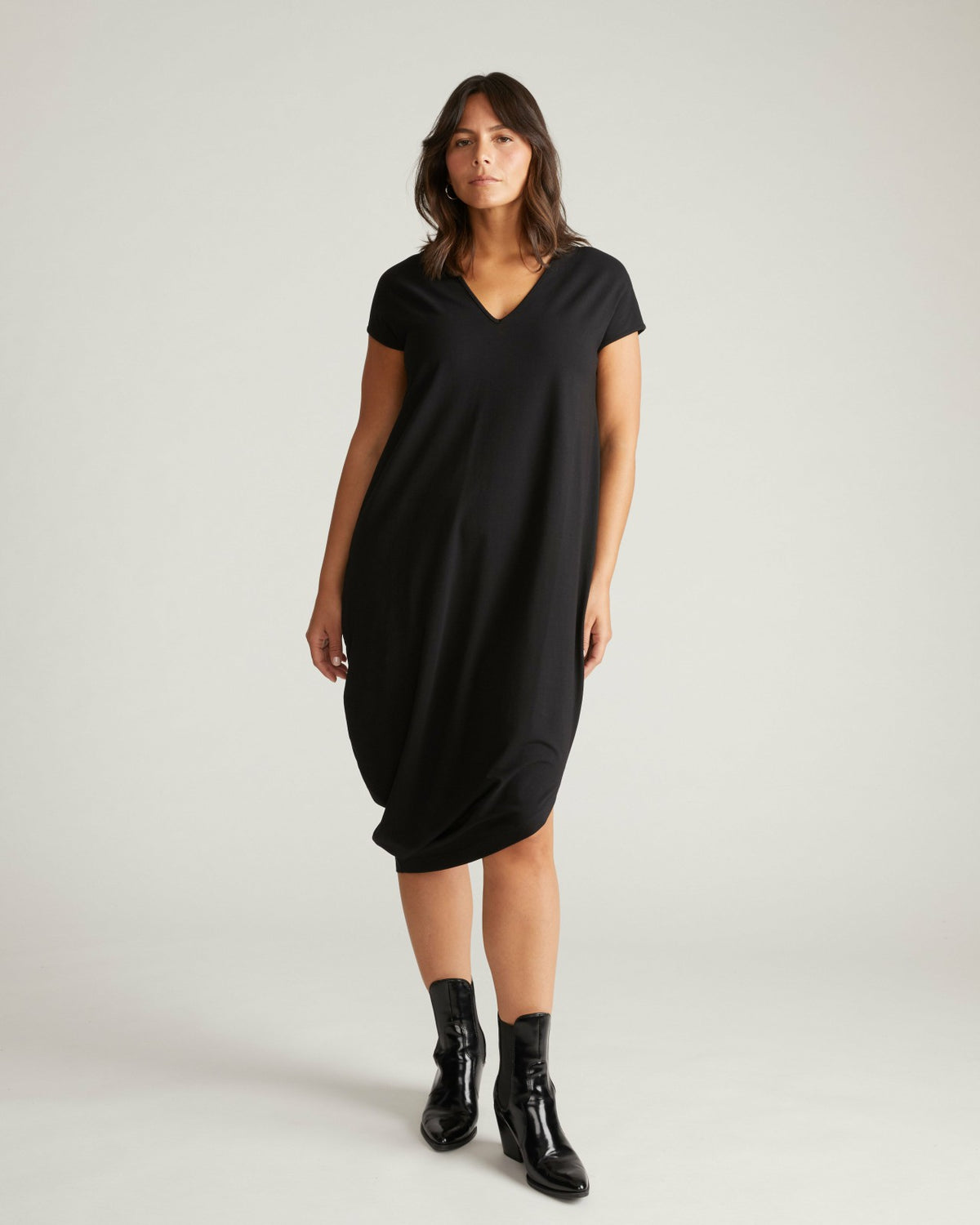 Iconic Geneva V-Neck Dress - Universal Standard