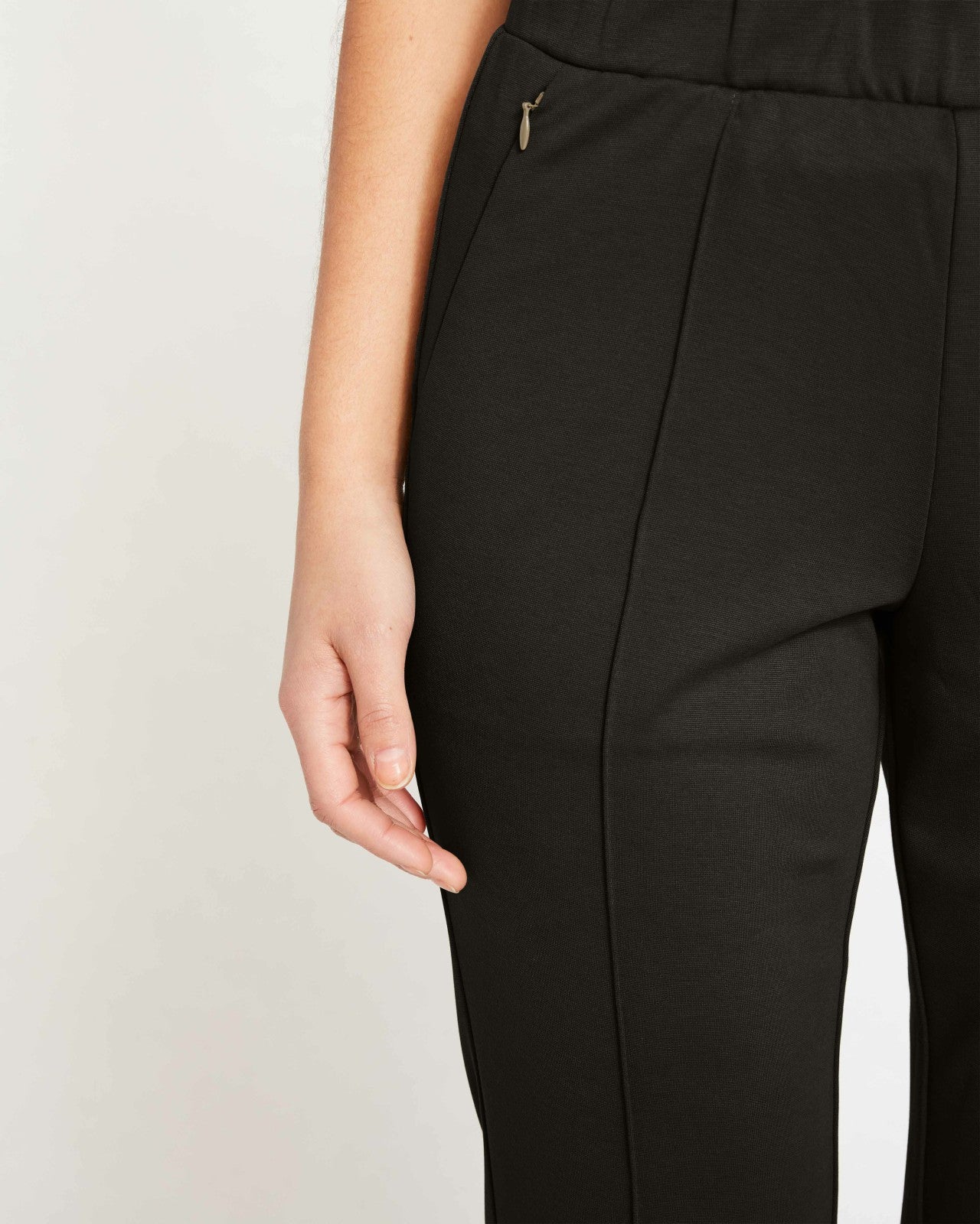 Skinny Pintuck Ponte Pants 28 Inch - Universal Standard
